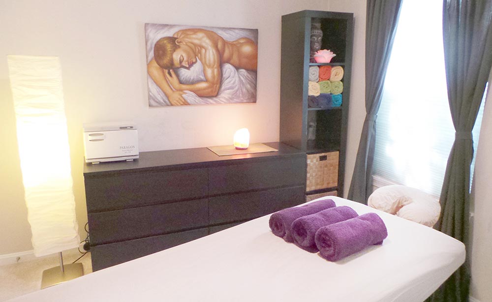 Relaxing full body massage and stretching for men in a professional studio near Dulles airport, Virginia